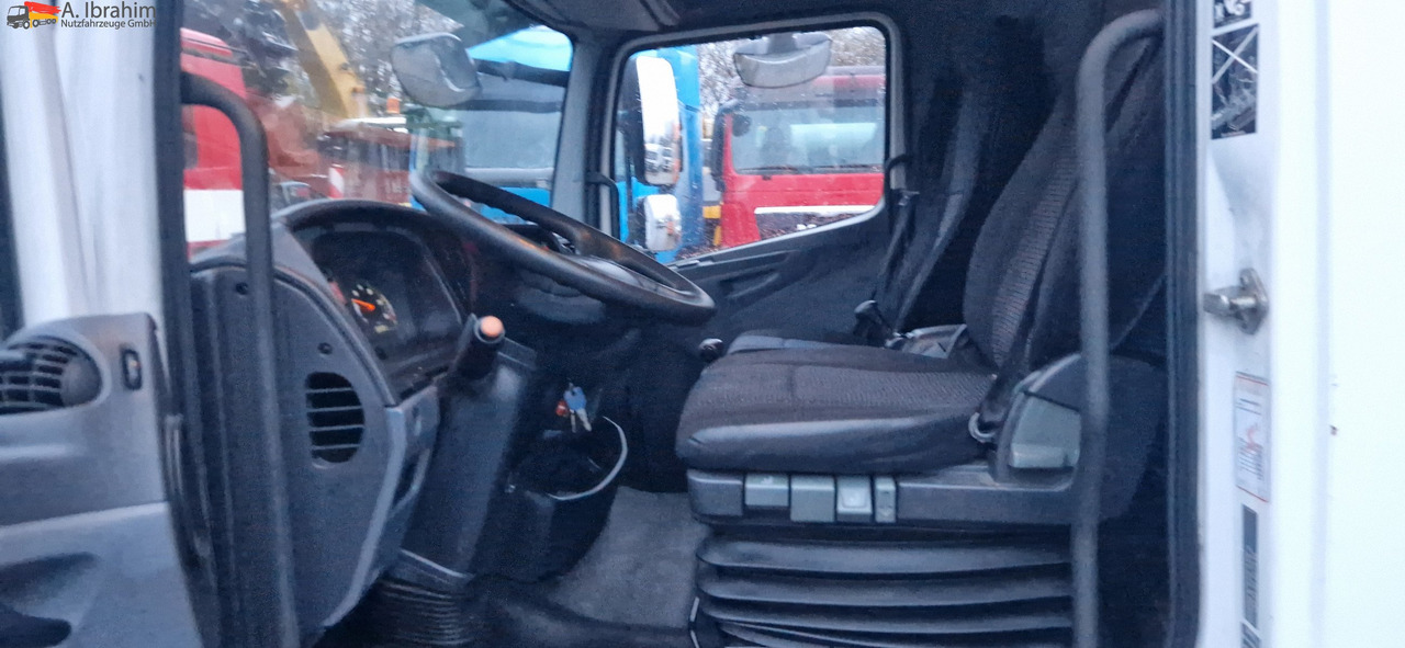 Mercedes-Benz 816 Koffer, LBW - Фургон с закрытым кузовом: фото 4 Mercedes-Benz 816 Koffer, LBW - Фургон с закрытым кузовом: фото 4