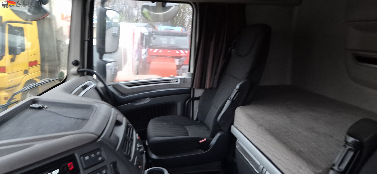 Daf XF 480 FT einsatzbereit 2 x vorhanden - Тягач: фото 2 Daf XF 480 FT einsatzbereit 2 x vorhanden - Тягач: фото 2