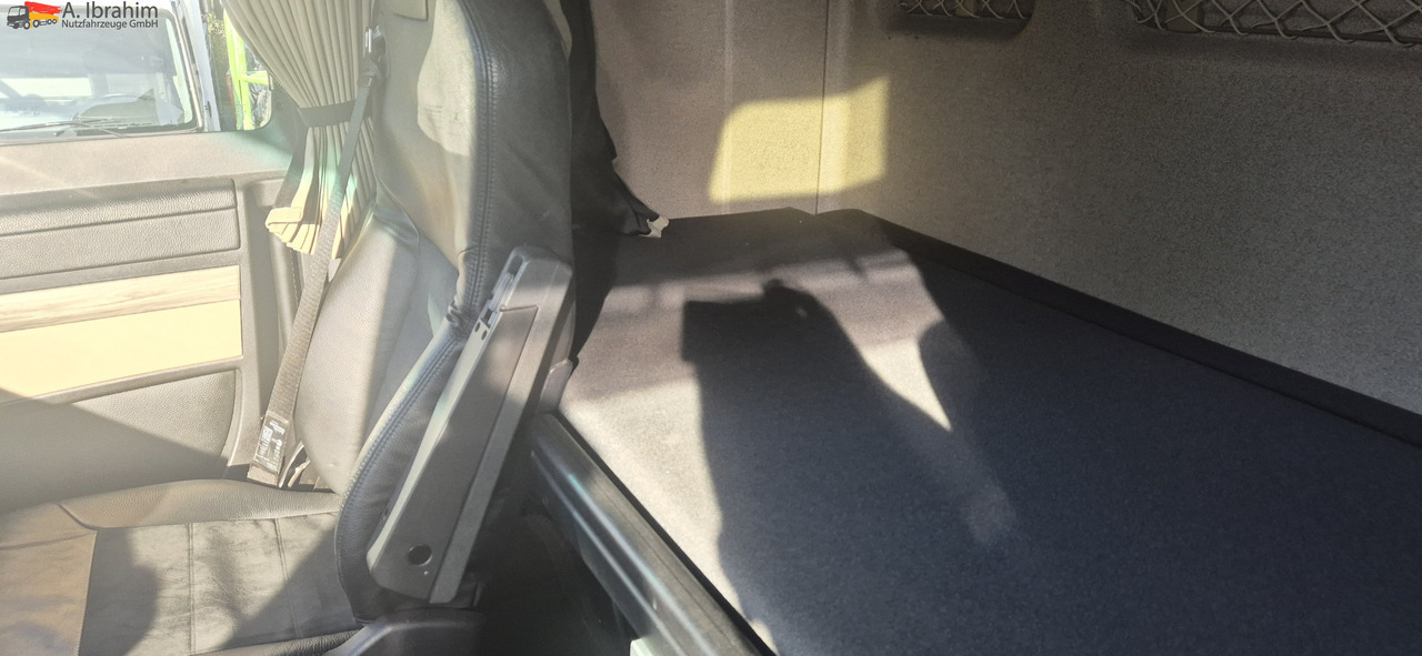 Тягач MAN TGX 18.460 Retarder, Klima, 1. Hand ATM: фото 7 Тягач MAN TGX 18.460 Retarder, Klima, 1. Hand ATM: фото 7