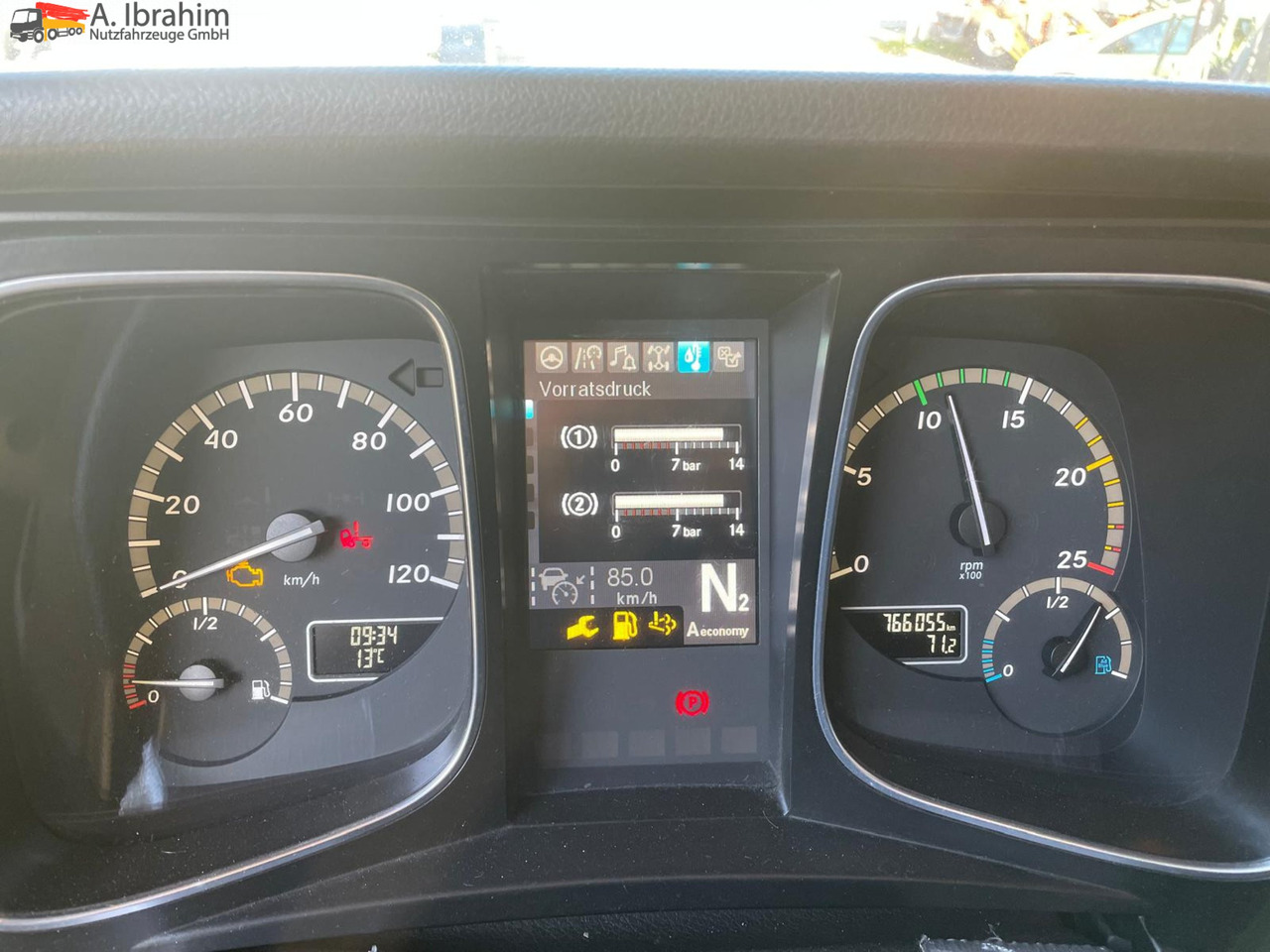 Mercedes-Benz 1842 LS Retarder Klima, Zustand gut, fehlerfrei deutsches Fahrzeug - Тягач: фото 2 Mercedes-Benz 1842 LS Retarder Klima, Zustand gut, fehlerfrei deutsches Fahrzeug - Тягач: фото 2