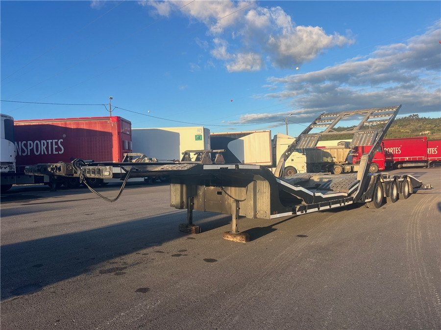 FMS FS3 - Полуприцеп-автовоз: фото 1 FMS FS3 - Полуприцеп-автовоз: фото 1