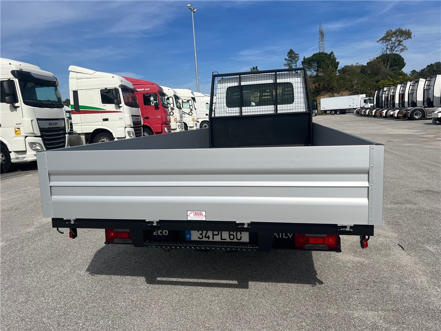 Iveco 35C17 - Малотоннажный бортовой грузовик: фото 5 Iveco 35C17 - Малотоннажный бортовой грузовик: фото 5