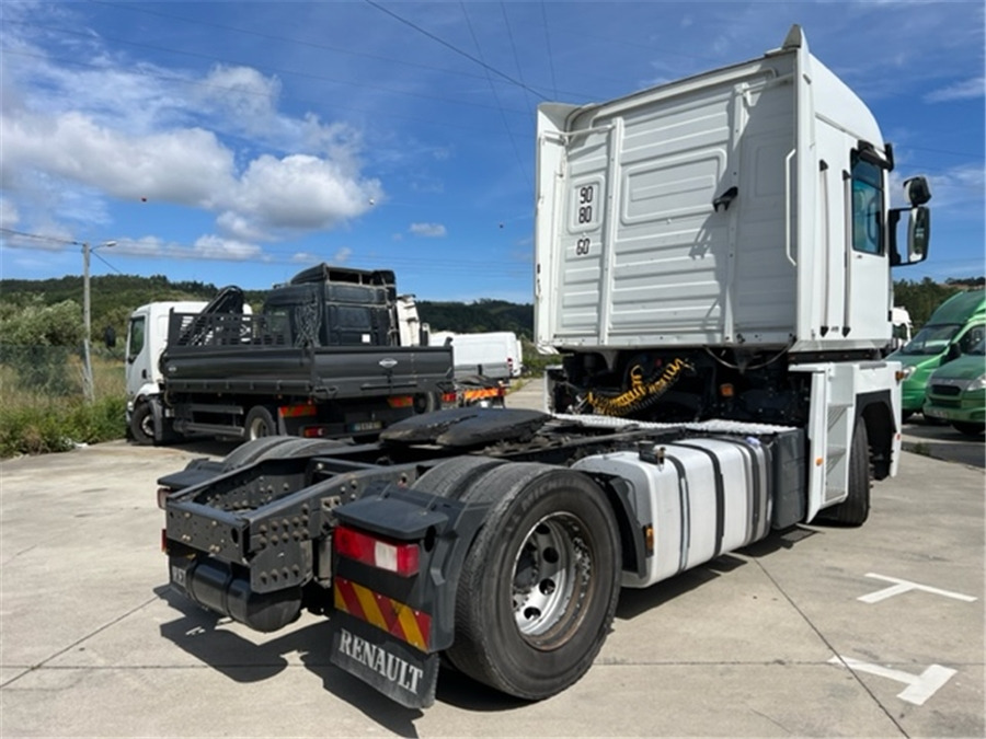 Renault AE 480 - Тягач: фото 3 Renault AE 480 - Тягач: фото 3