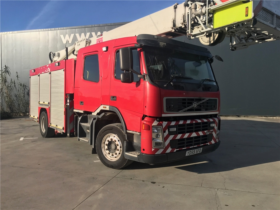 Volvo FM 340 FIRE TRUCK - Пожарная машина: фото 2 Volvo FM 340 FIRE TRUCK - Пожарная машина: фото 2