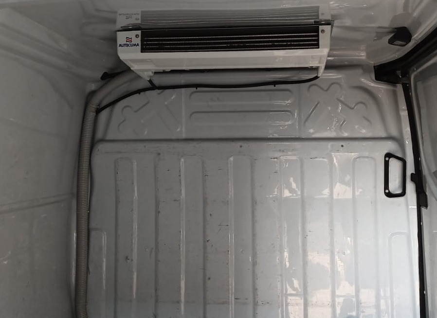 IVECO DAILY 35C14 L1H1 CNG METANO 3.0 - Фургон-рефрижератор: фото 2 IVECO DAILY 35C14 L1H1 CNG METANO 3.0 - Фургон-рефрижератор: фото 2