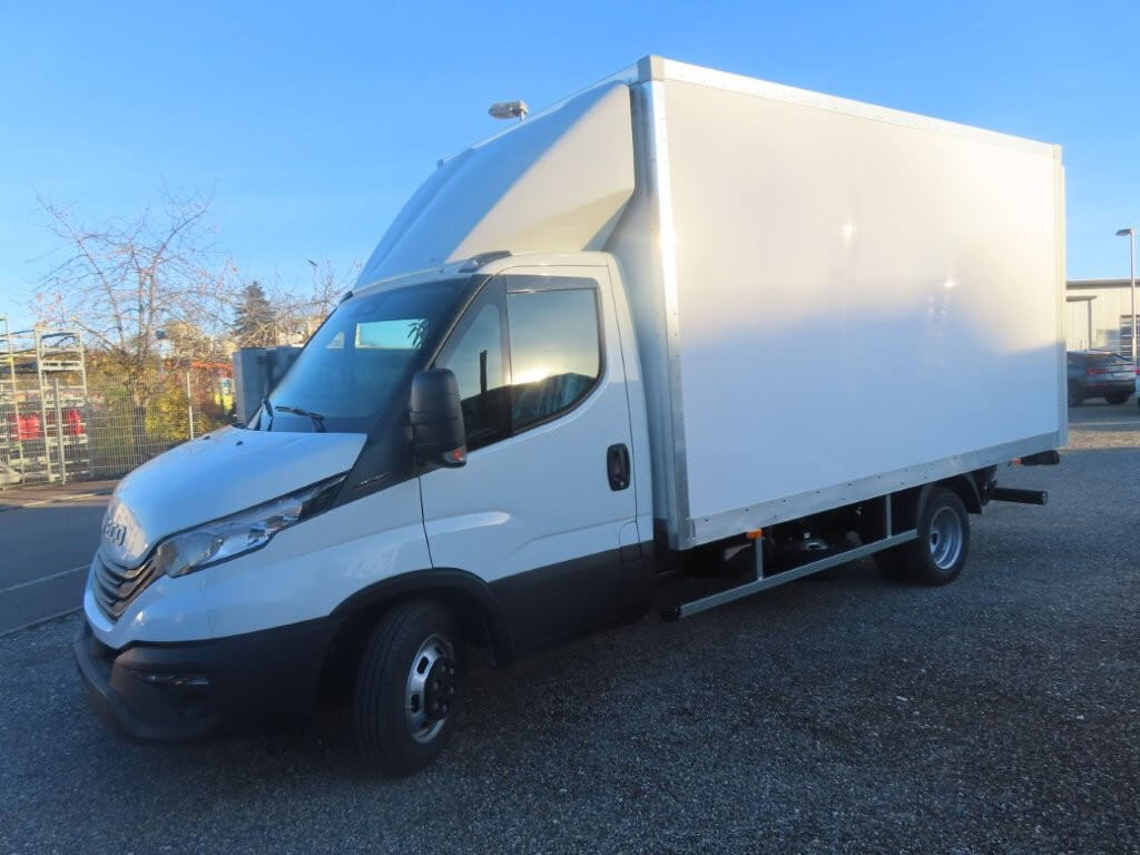 IVECO DAILY 35C16 3000 cc KM 0 - Фургон с закрытым кузовом: фото 1 IVECO DAILY 35C16 3000 cc KM 0 - Фургон с закрытым кузовом: фото 1