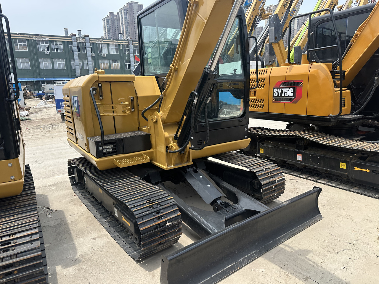 Caterpillar 305.5E - Мини-экскаватор: фото 1 Caterpillar 305.5E - Мини-экскаватор: фото 1