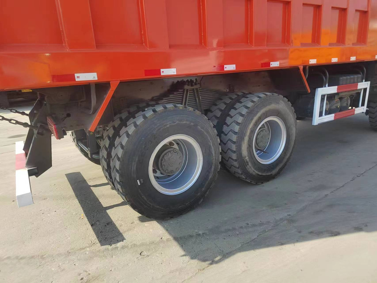 Howo 371 6*4 - Самосвал: фото 3 Howo 371 6*4 - Самосвал: фото 3