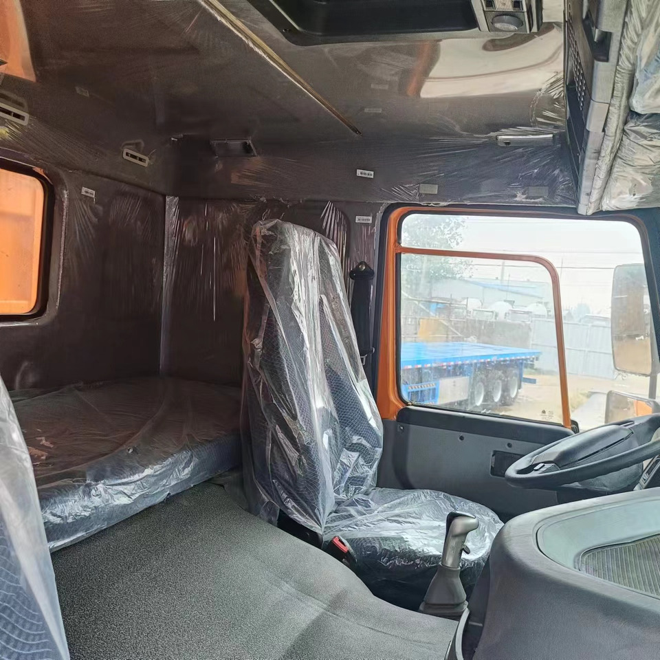 Howo HOWO 8x4 DUMP TRUCK - Самосвал: фото 4 Howo HOWO 8x4 DUMP TRUCK - Самосвал: фото 4