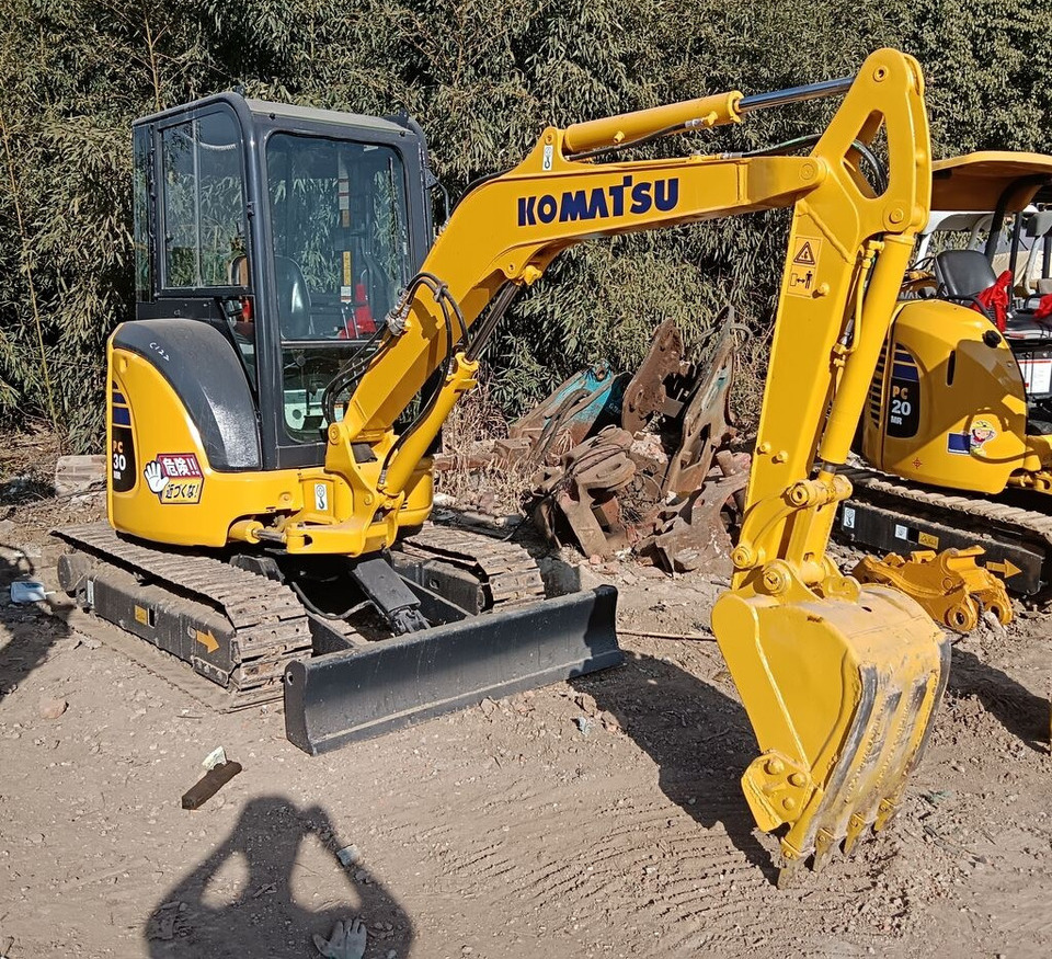 Komatsu PC30MR - Мини-экскаватор: фото 2 Komatsu PC30MR - Мини-экскаватор: фото 2