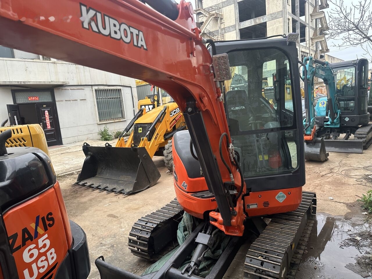 Kubota U35 - Мини-экскаватор: фото 5 Kubota U35 - Мини-экскаватор: фото 5