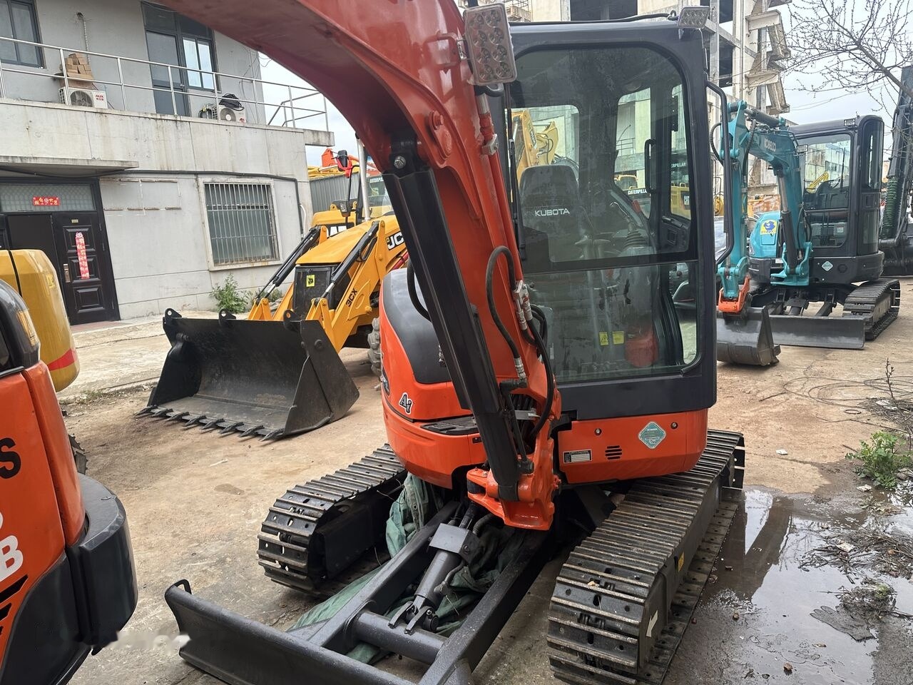Kubota U35 - Мини-экскаватор: фото 4 Kubota U35 - Мини-экскаватор: фото 4