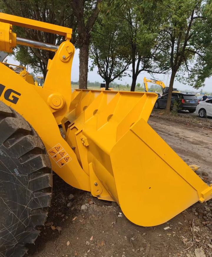 LiuGong CLG 856 - Колёсный погрузчик: фото 1 LiuGong CLG 856 - Колёсный погрузчик: фото 1