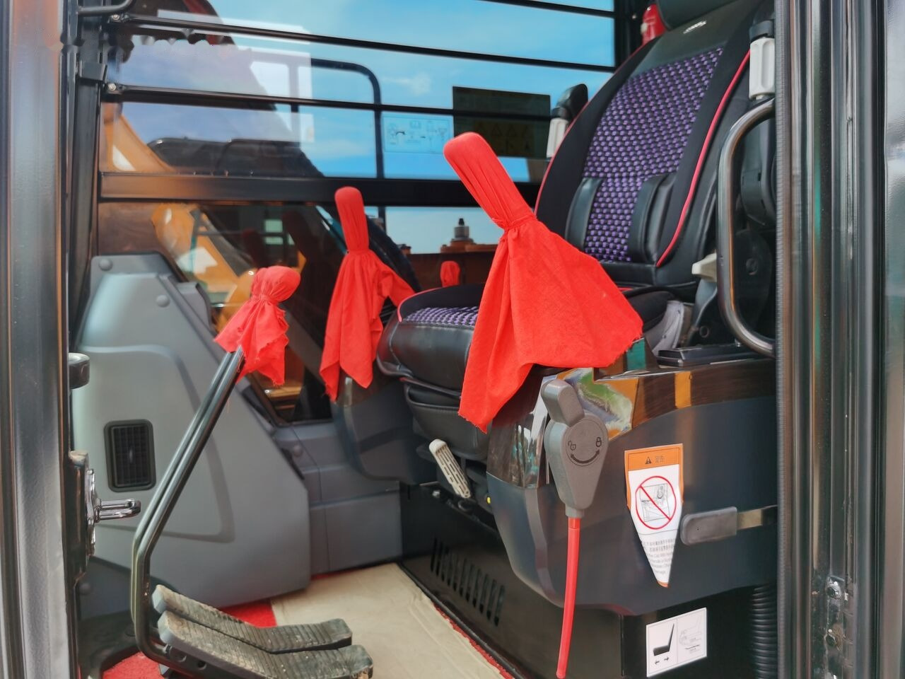 Sany SY75 - Гусеничный экскаватор: фото 4 Sany SY75 - Гусеничный экскаватор: фото 4