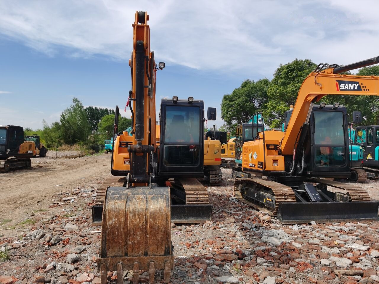 Sany SY75 - Гусеничный экскаватор: фото 1 Sany SY75 - Гусеничный экскаватор: фото 1