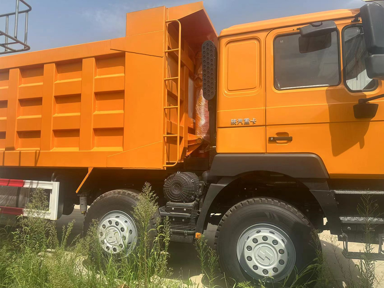 Shacman F3000 8x4 - Самосвал: фото 5 Shacman F3000 8x4 - Самосвал: фото 5