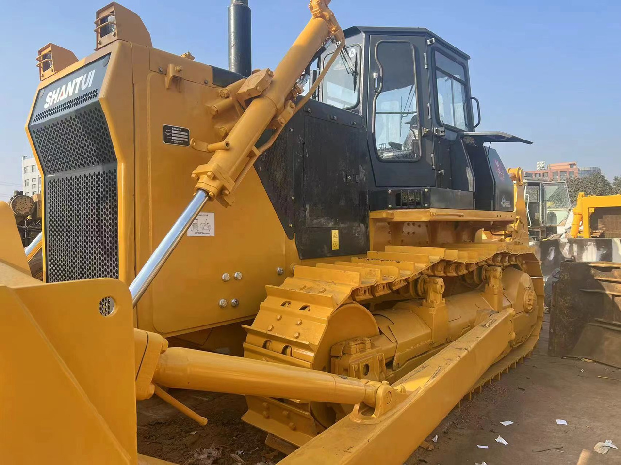 Shantui SD32 - Бульдозер: фото 3 Shantui SD32 - Бульдозер: фото 3