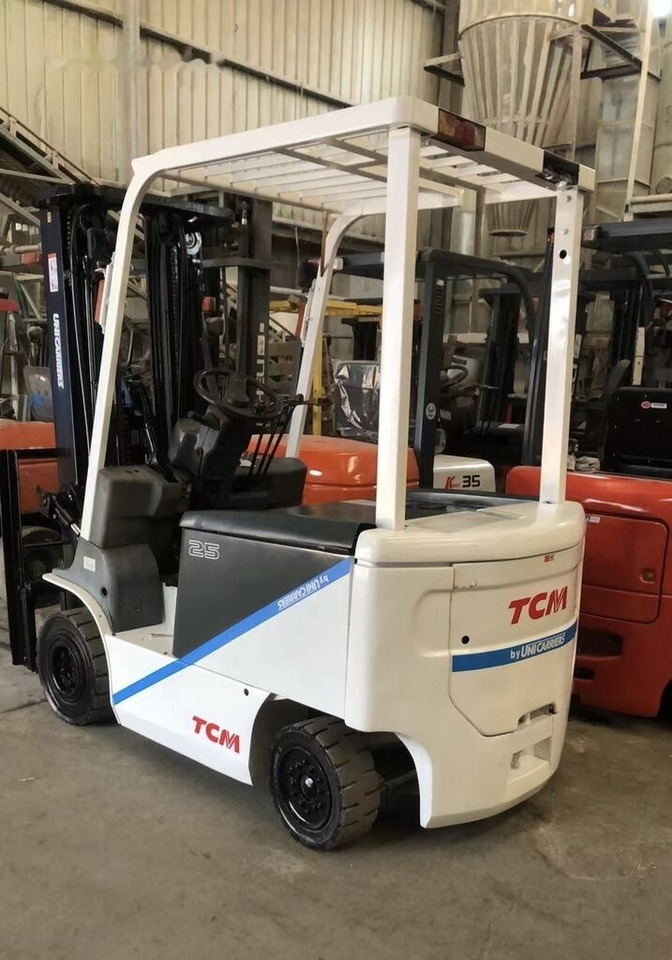 TCM FD25-7 - Электропогрузчик: фото 3 TCM FD25-7 - Электропогрузчик: фото 3