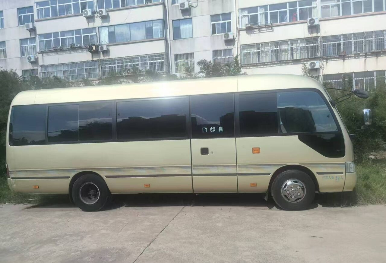 Toyota Coaster - Пригородный автобус: фото 2 Toyota Coaster - Пригородный автобус: фото 2