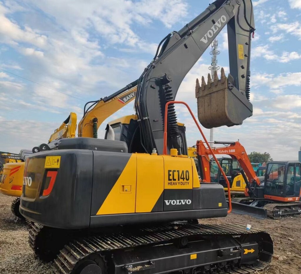 Volvo EC140 - Гусеничный экскаватор: фото 4 Volvo EC140 - Гусеничный экскаватор: фото 4