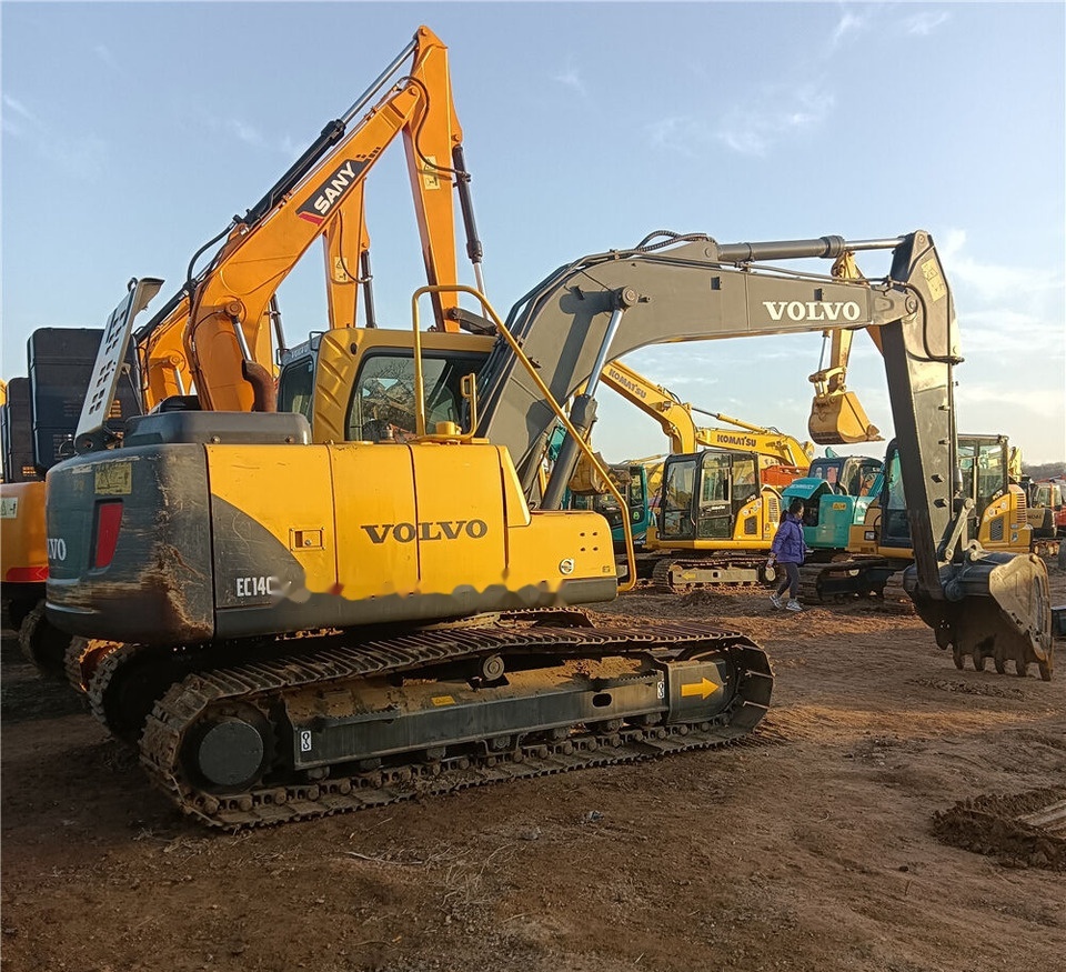 Volvo EC140B - Гусеничный экскаватор: фото 3 Volvo EC140B - Гусеничный экскаватор: фото 3