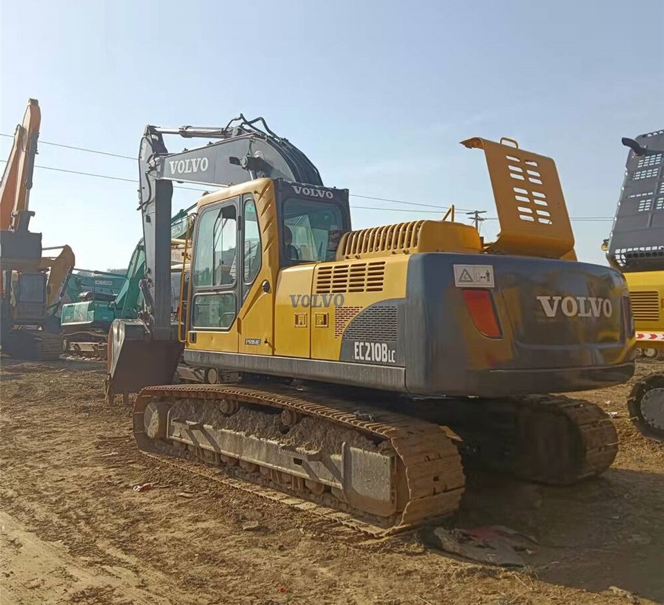 Volvo EC210B - Гусеничный экскаватор: фото 1 Volvo EC210B - Гусеничный экскаватор: фото 1