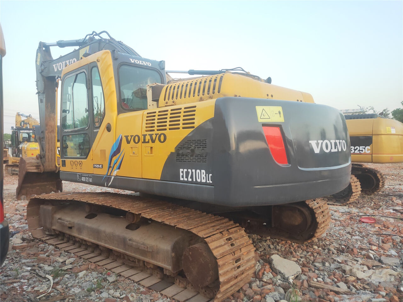 Volvo EC210BLC - Гусеничный экскаватор: фото 2 Volvo EC210BLC - Гусеничный экскаватор: фото 2