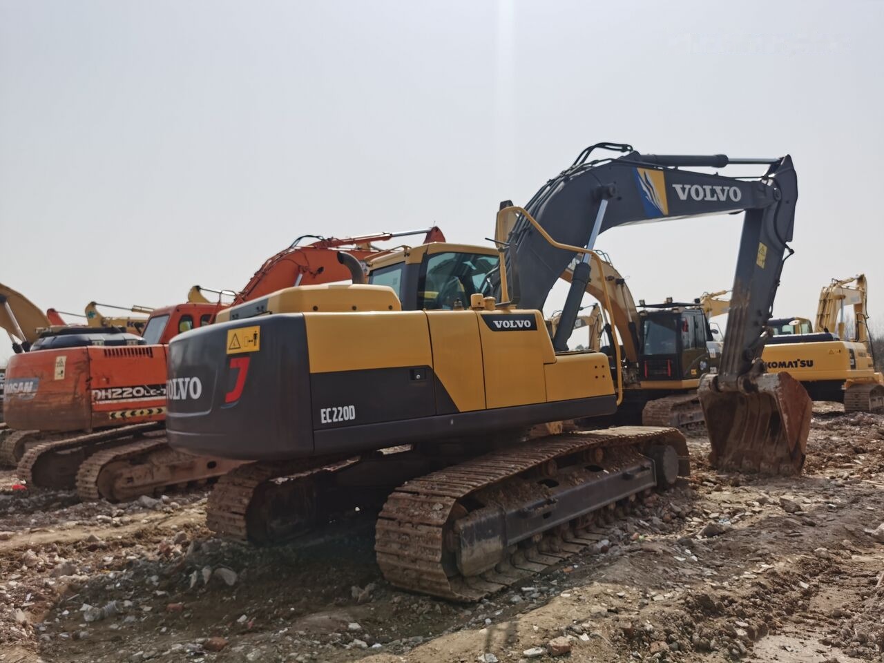 Гусеничный экскаватор Volvo EC220: фото 8