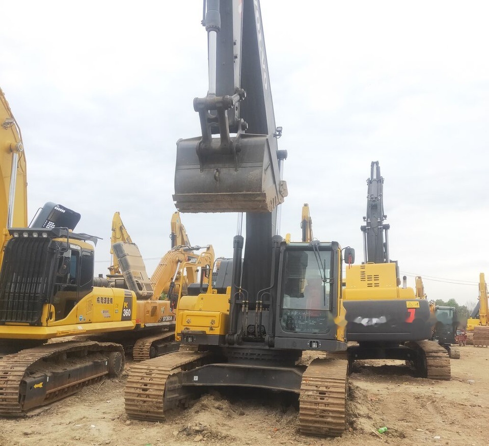 Volvo EC300 - Гусеничный экскаватор: фото 1 Volvo EC300 - Гусеничный экскаватор: фото 1