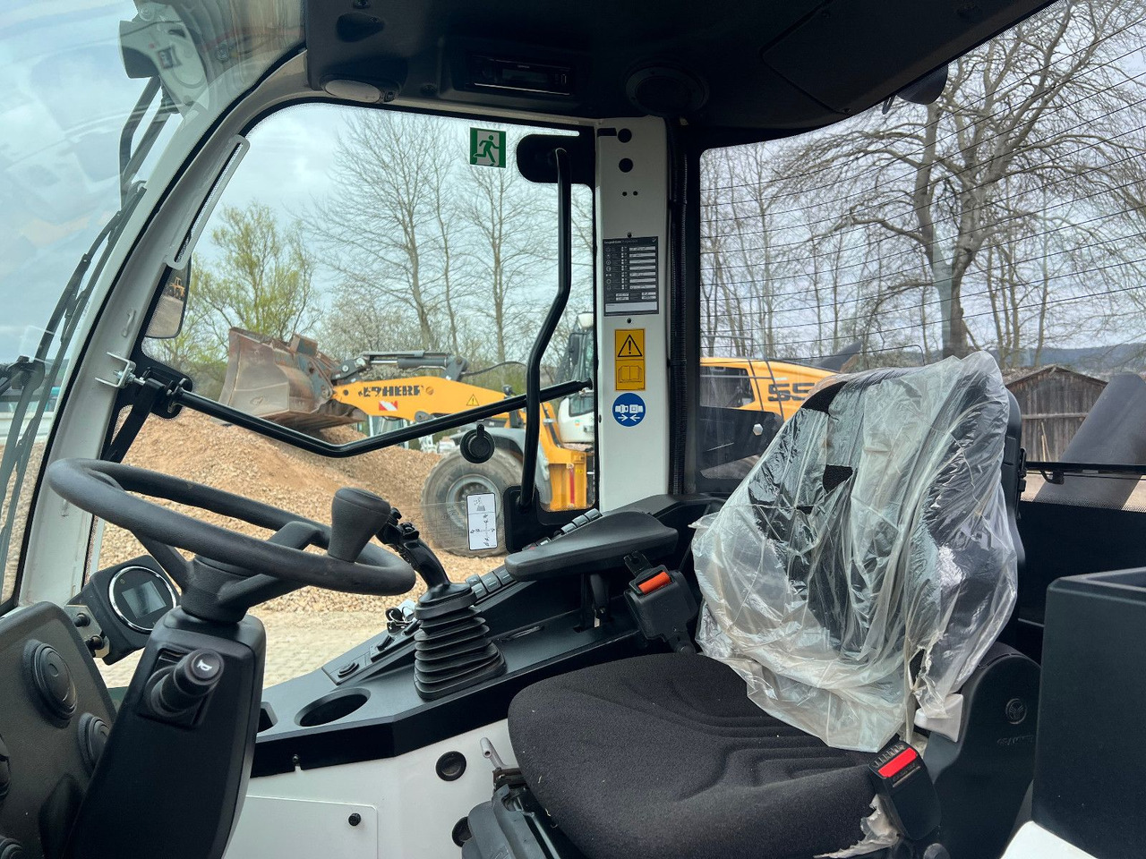 Liebherr L 504 Comp. TOP - Колёсный погрузчик: фото 2 Liebherr L 504 Comp. TOP - Колёсный погрузчик: фото 2