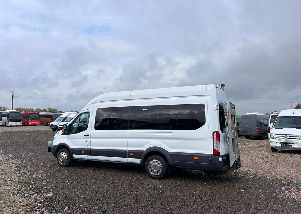 Микроавтобус, Пассажирский фургон Ford Transit: фото 10