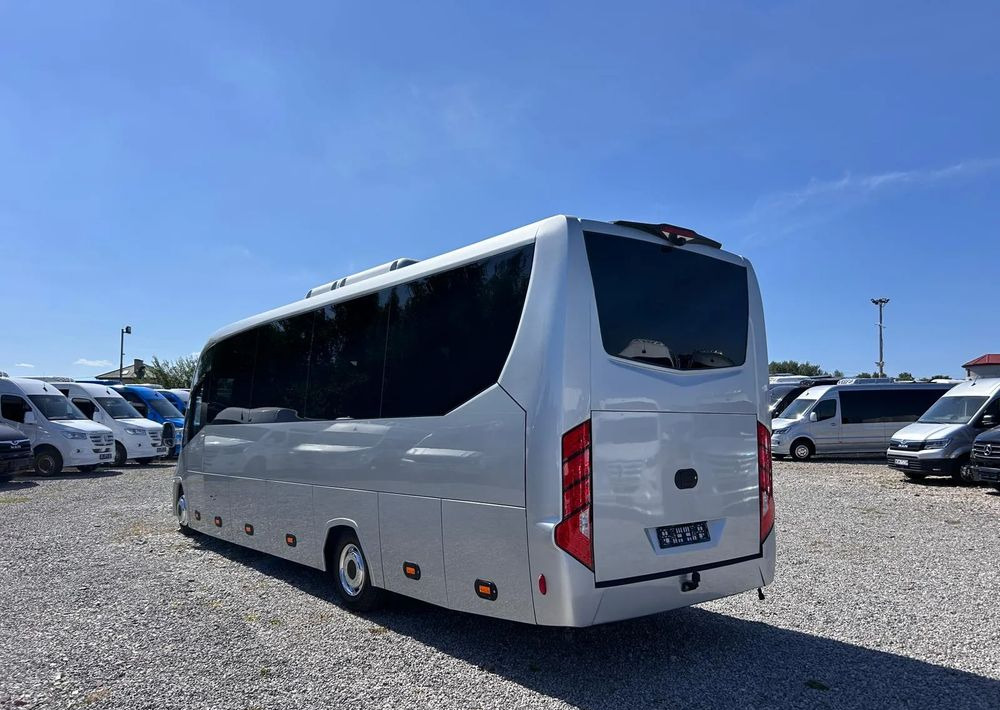 Новый Микроавтобус, Пассажирский фургон Iveco Daily: фото 7 Новый Микроавтобус, Пассажирский фургон Iveco Daily: фото 7