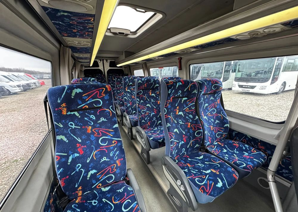 Микроавтобус, Пассажирский фургон Mercedes-Benz Sprinter 519: фото 12