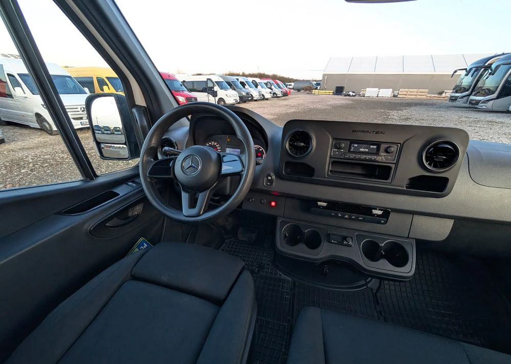 Микроавтобус, Электробус Mercedes-Benz eSprinter: фото 21