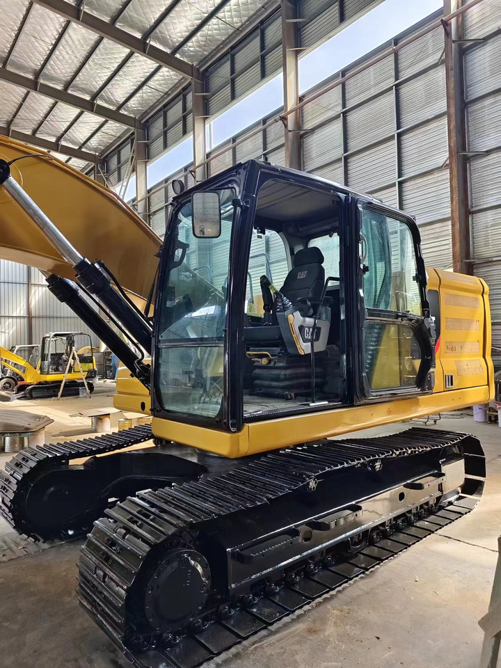 CAT 320GC - Гусеничный экскаватор: фото 3 CAT 320GC - Гусеничный экскаватор: фото 3