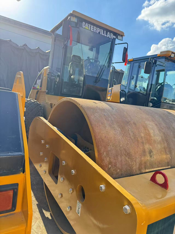 CATERPILLAR CS683E - Дорожный каток: фото 3 CATERPILLAR CS683E - Дорожный каток: фото 3