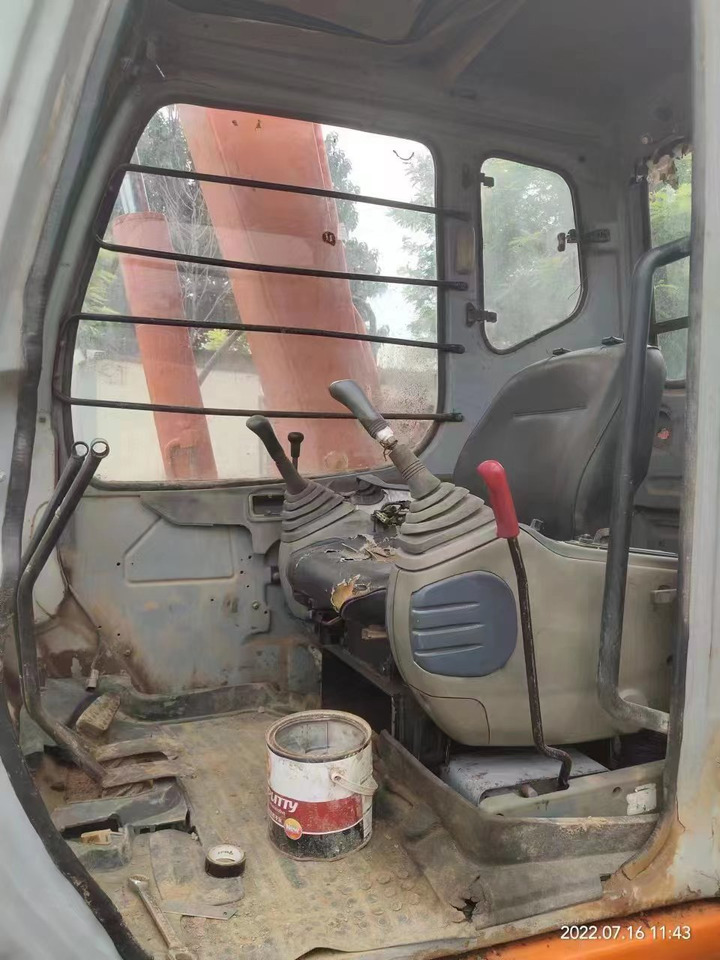 HITACHI EX60-5 - Мини-экскаватор: фото 4 HITACHI EX60-5 - Мини-экскаватор: фото 4