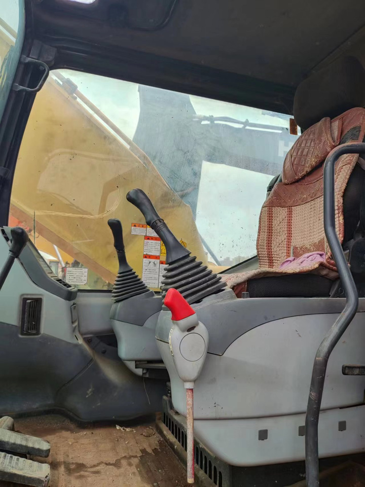 KOMATSU PC300-7 - Гусеничный экскаватор: фото 5 KOMATSU PC300-7 - Гусеничный экскаватор: фото 5