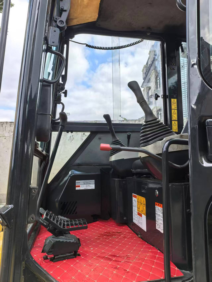 KOMATSU PC50MR - Мини-экскаватор: фото 3 KOMATSU PC50MR - Мини-экскаватор: фото 3