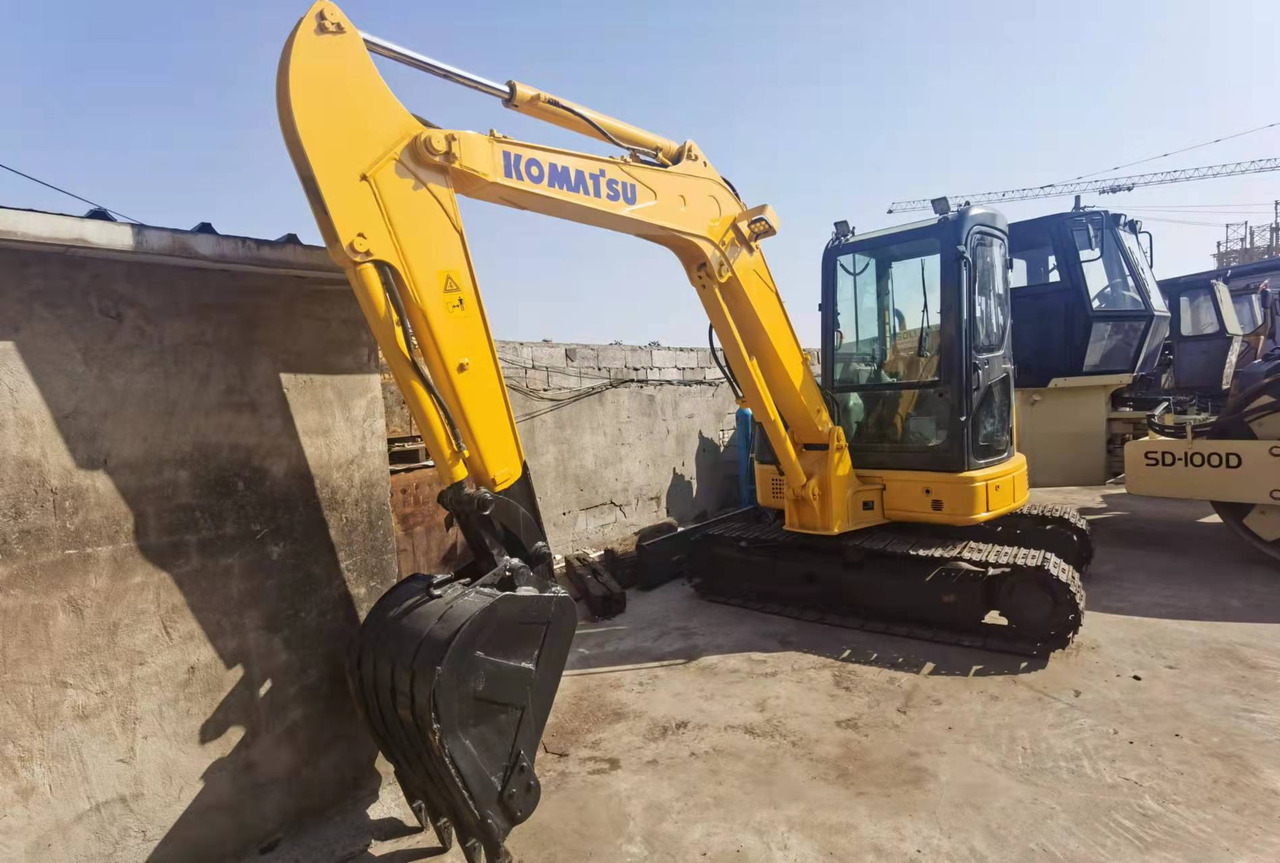 KOMATSU PC55MR-2 - Мини-экскаватор: фото 1 KOMATSU PC55MR-2 - Мини-экскаватор: фото 1