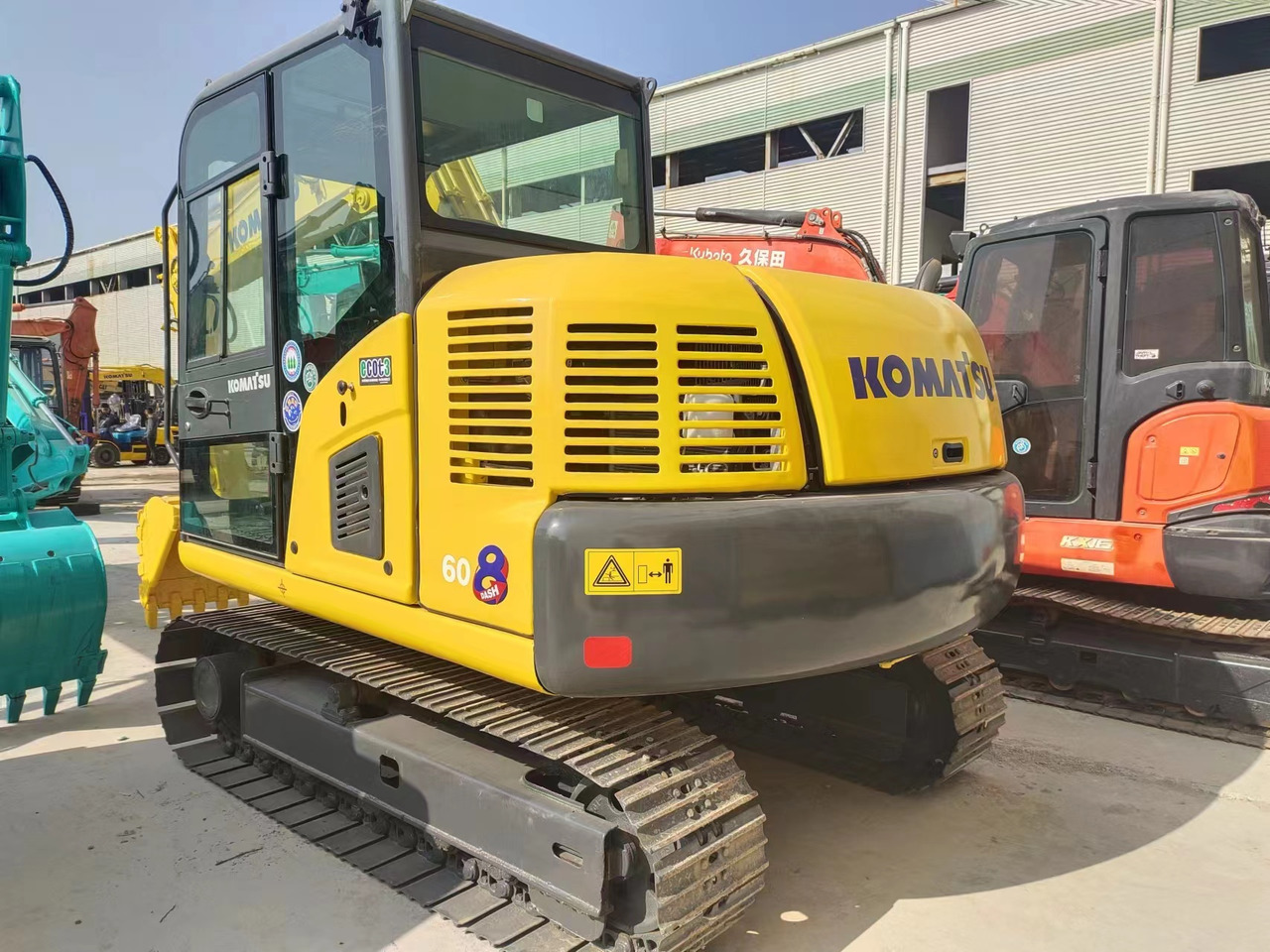 KOMATSU PC60-8 - Мини-экскаватор: фото 3 KOMATSU PC60-8 - Мини-экскаватор: фото 3