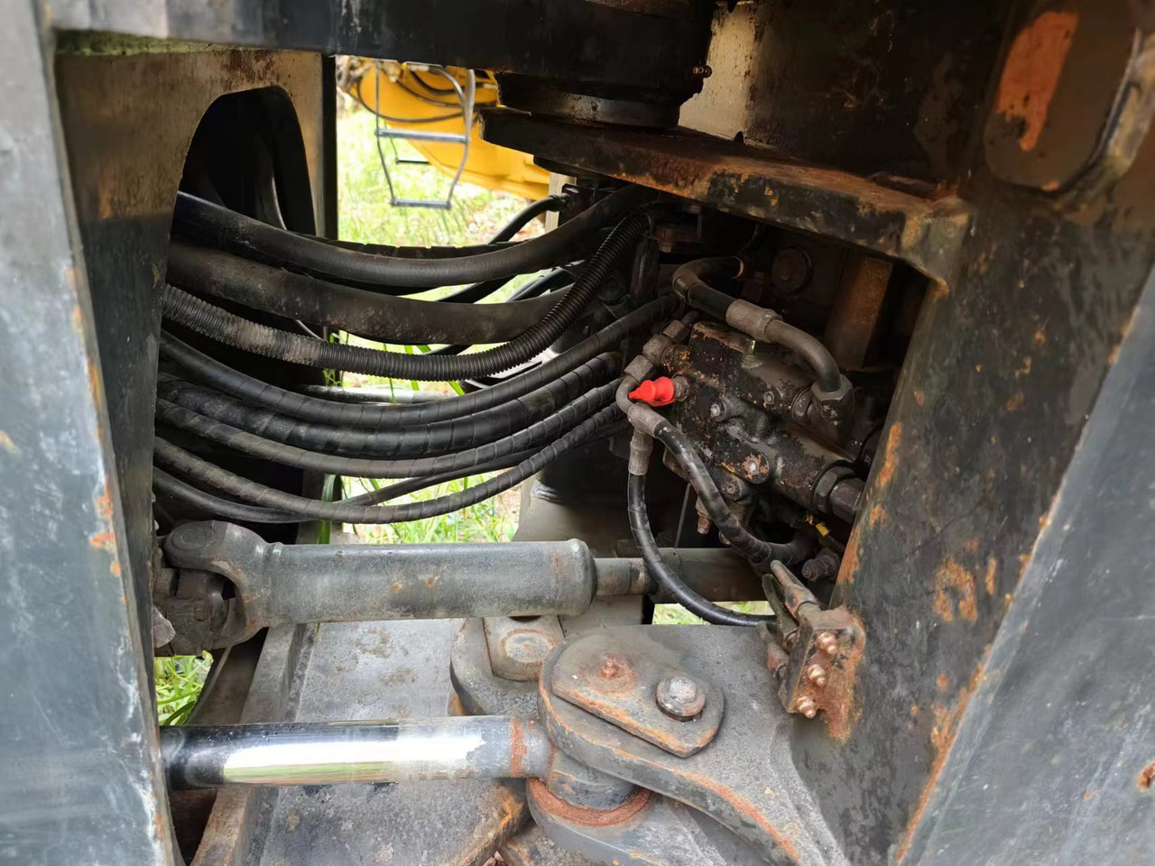 KOMATSU WA380-6 - Колёсный погрузчик: фото 2 KOMATSU WA380-6 - Колёсный погрузчик: фото 2