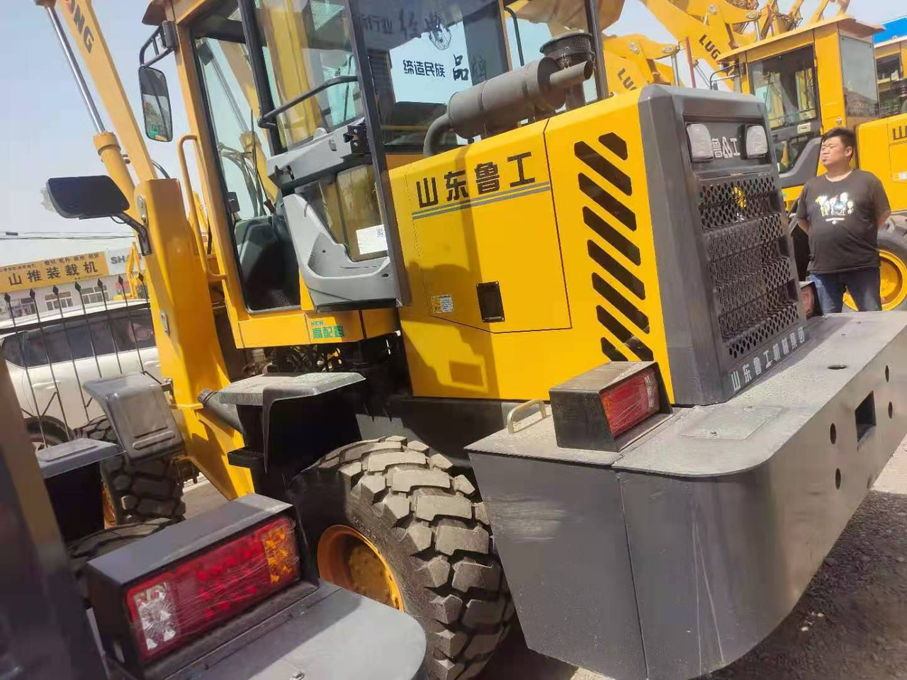 LUGONG L928 - Колёсный погрузчик: фото 5 LUGONG L928 - Колёсный погрузчик: фото 5