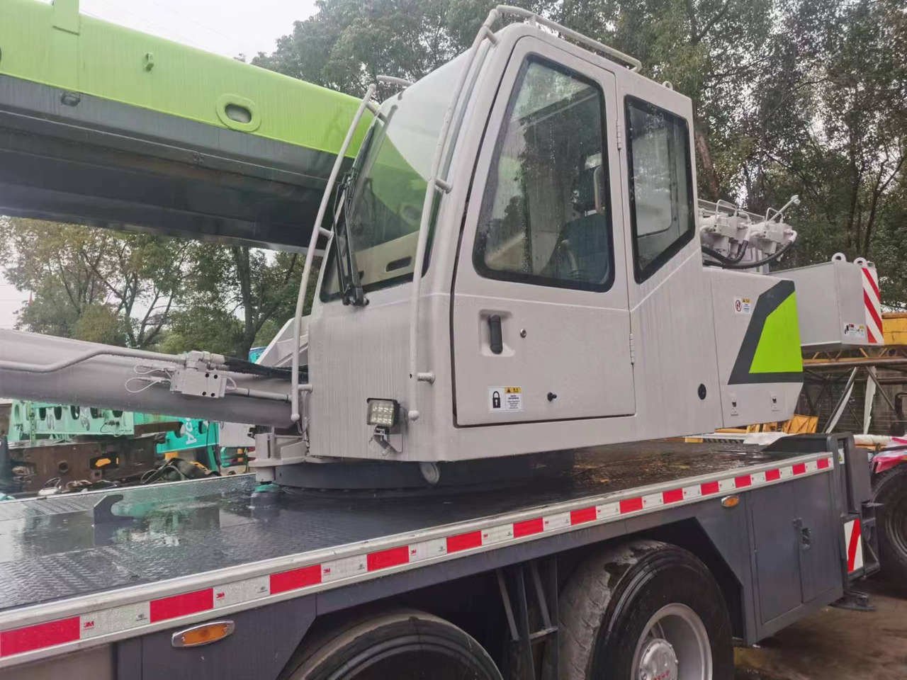 Мобильный кран ZOOMLION ZTC251V: фото 6