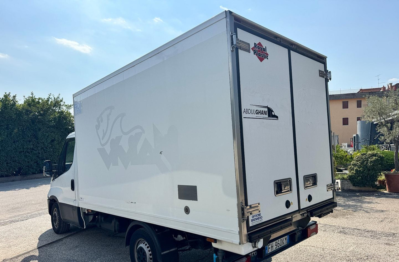 IVECO DAILY 35S15 - FRIGO FRC - PATENTE B - Фургон-рефрижератор: фото 4 IVECO DAILY 35S15 - FRIGO FRC - PATENTE B - Фургон-рефрижератор: фото 4