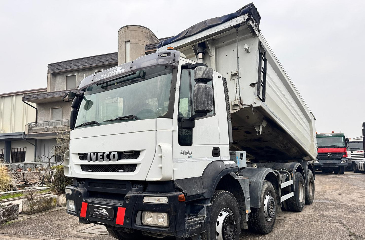 Iveco Trakker 410T/ 450 Ribaltabile Posteriore - Самосвал: фото 2 Iveco Trakker 410T/ 450 Ribaltabile Posteriore - Самосвал: фото 2