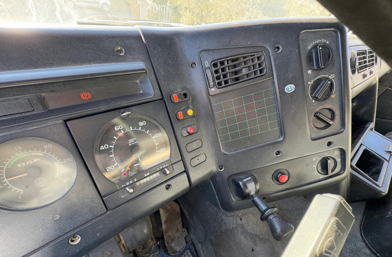 Ribaltabile DAF 85 CF 430 - anno 1999 - Самосвал: фото 5 Ribaltabile DAF 85 CF 430 - anno 1999 - Самосвал: фото 5