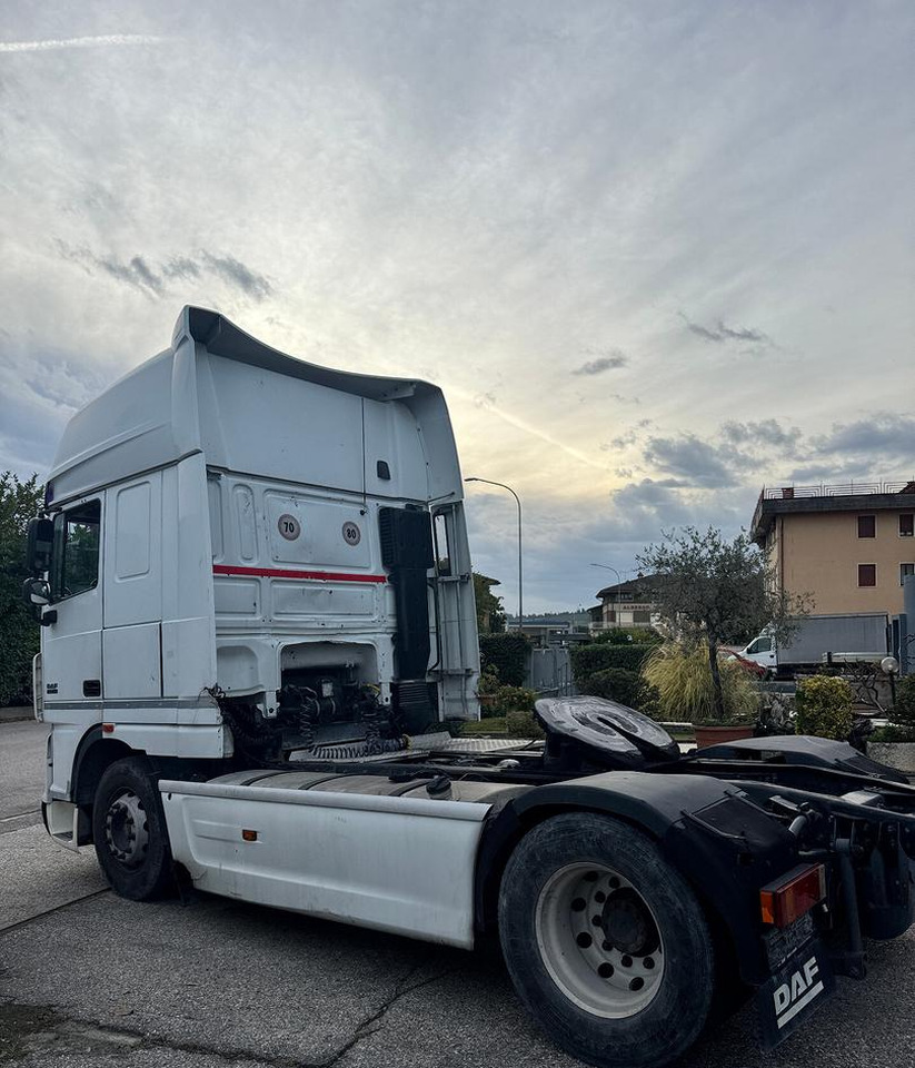 DAF XF 105.460 - 2010 - AUTOMATICO - Тягач: фото 3 DAF XF 105.460 - 2010 - AUTOMATICO - Тягач: фото 3