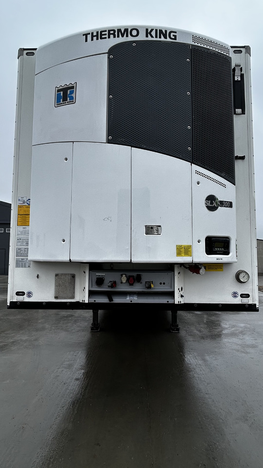 SCHMITZ SKO 24 - Полуприцеп-рефрижератор: фото 2 SCHMITZ SKO 24 - Полуприцеп-рефрижератор: фото 2