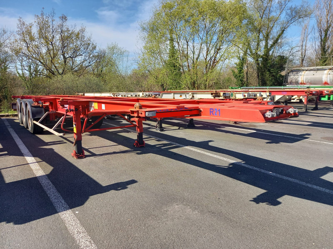 FRUEHAUF - Полуприцеп-контейнеровоз/ Сменный кузов: фото 1 FRUEHAUF - Полуприцеп-контейнеровоз/ Сменный кузов: фото 1